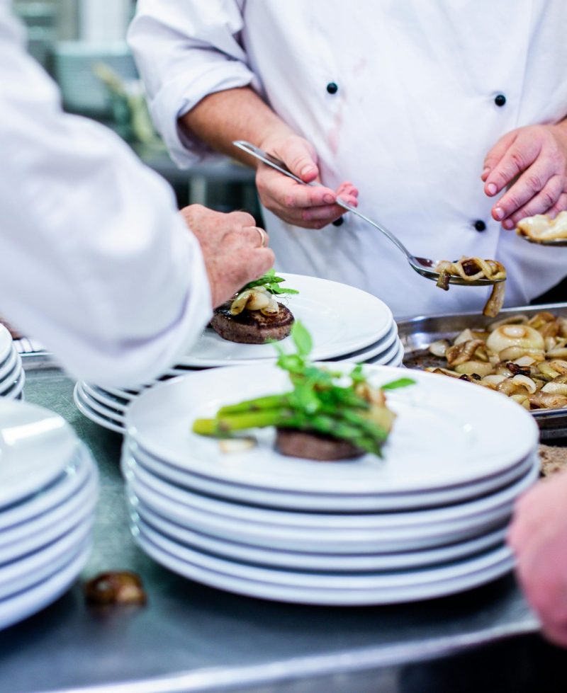 Comment choisir son vin rouge pour le barbecue